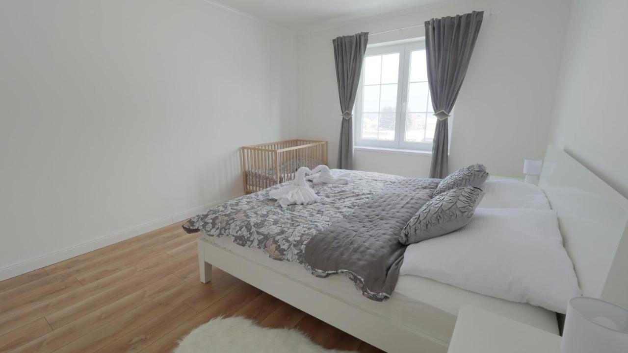 Apartmánový dom s vírivkou, Pod Sečnom, Liptovský Ján Villa Liptovský Mikuláš Exterior foto
