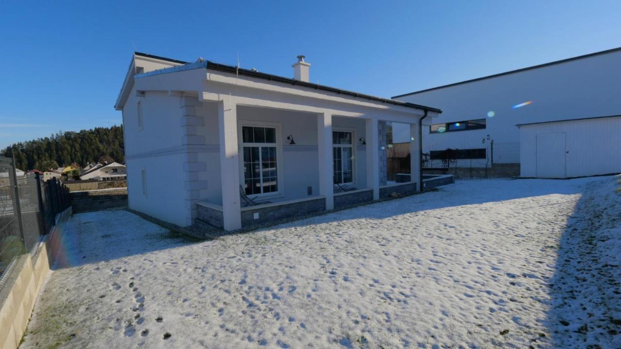 Apartmánový dom s vírivkou, Pod Sečnom, Liptovský Ján Villa Liptovský Mikuláš Exterior foto