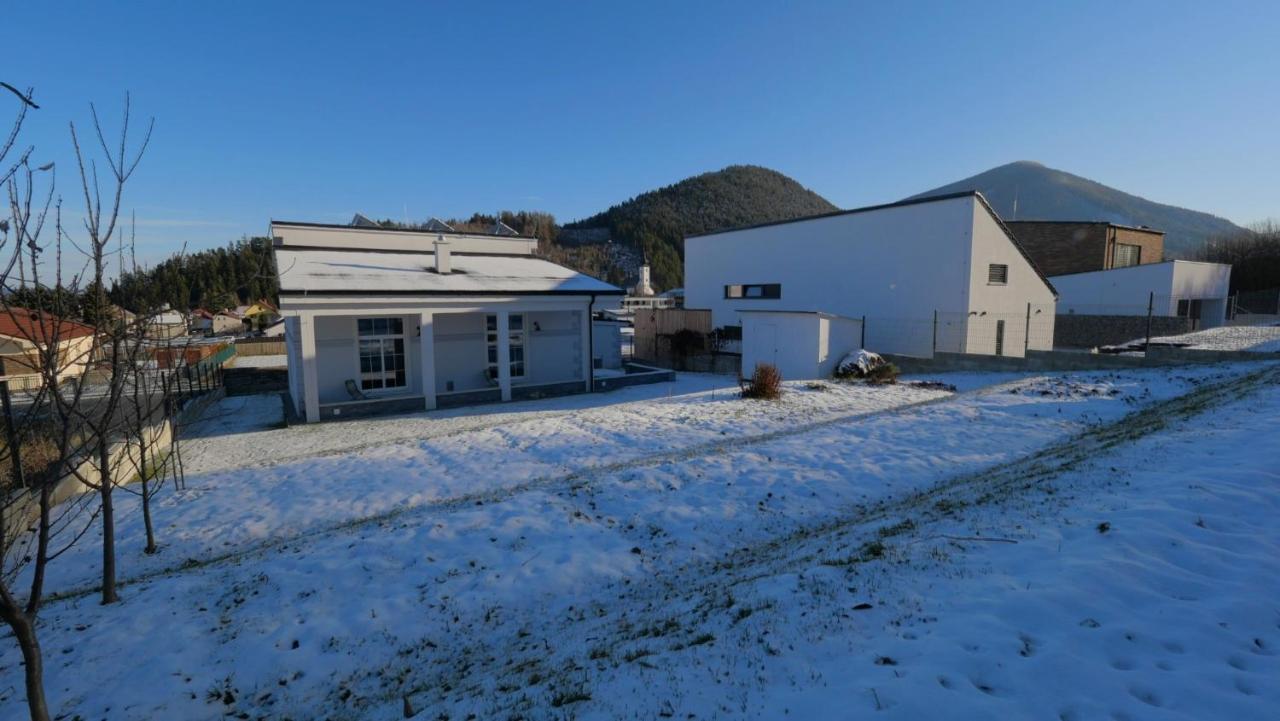 Apartmánový dom s vírivkou, Pod Sečnom, Liptovský Ján Villa Liptovský Mikuláš Exterior foto