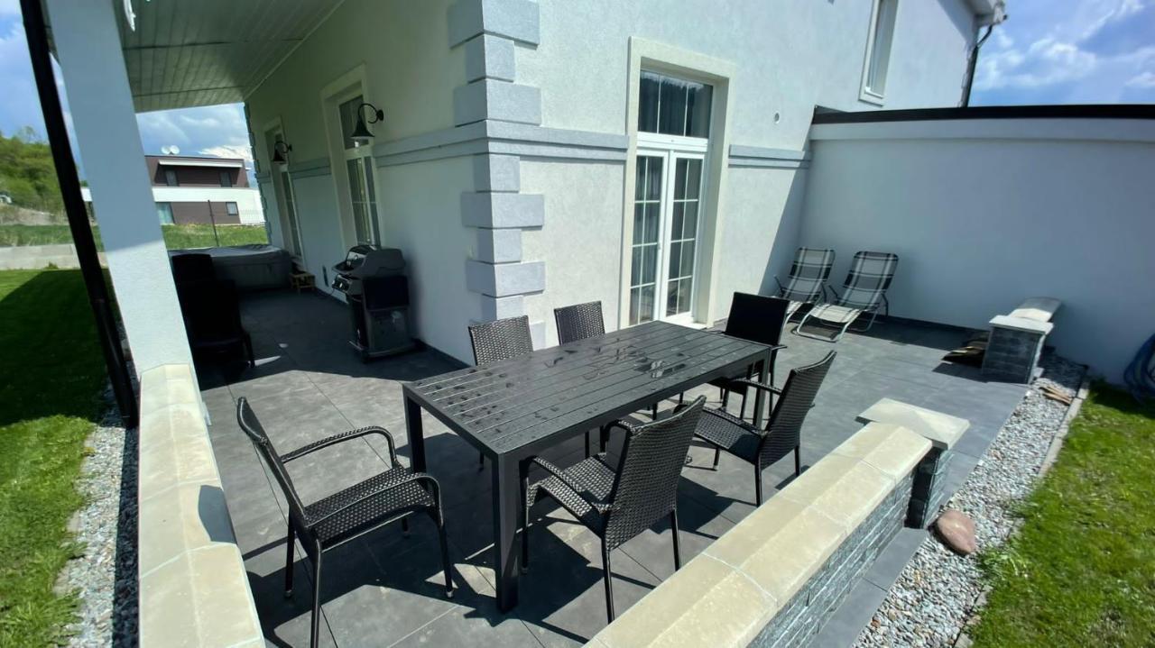 Apartmánový dom s vírivkou, Pod Sečnom, Liptovský Ján Villa Liptovský Mikuláš Exterior foto